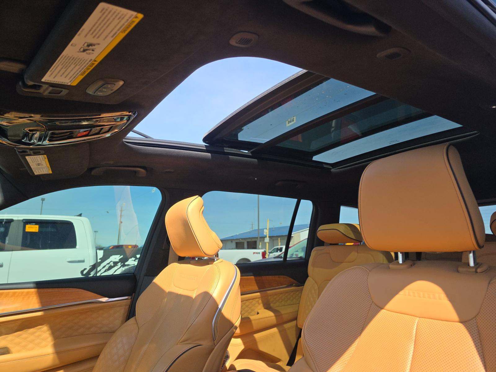 2023 Jeep Grand Cherokee L Summit Reserve AWD