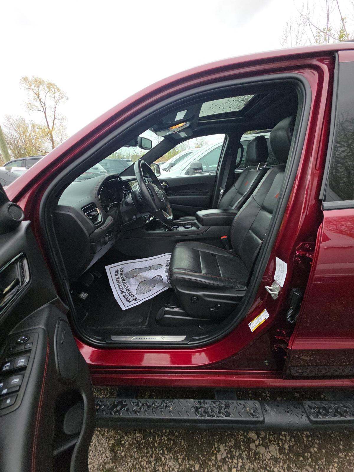 DODGE CHALLENGER - 6