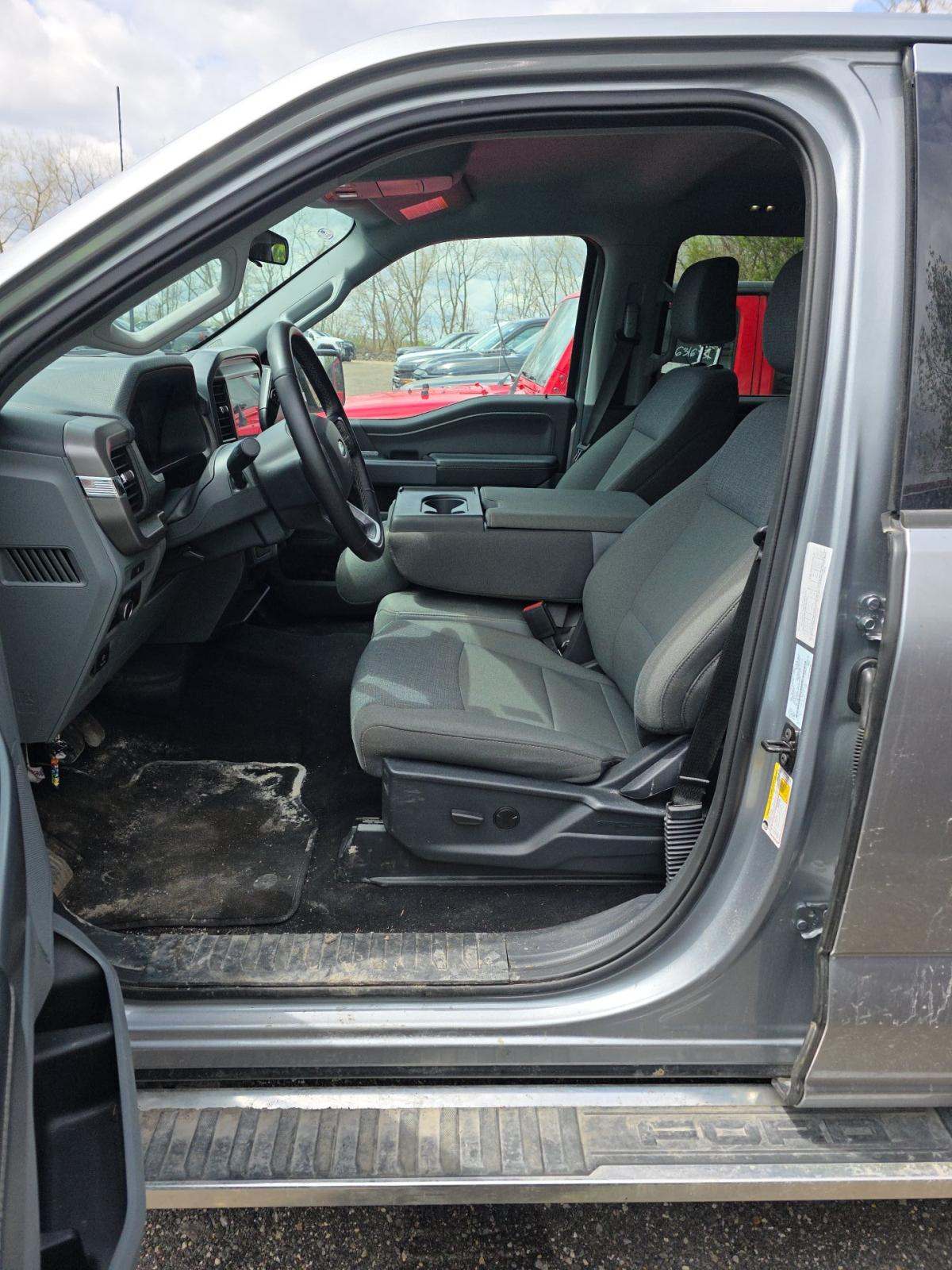 FORD F-150 - 6