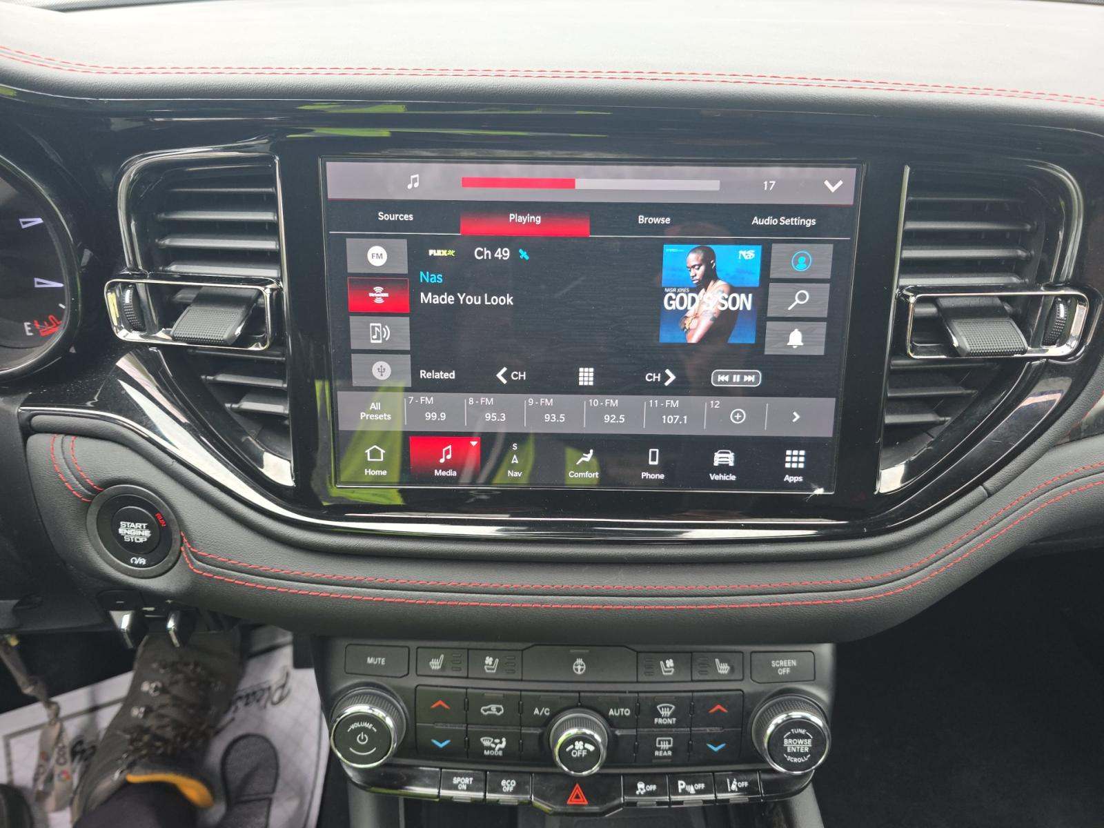 DODGE CHALLENGER - 10