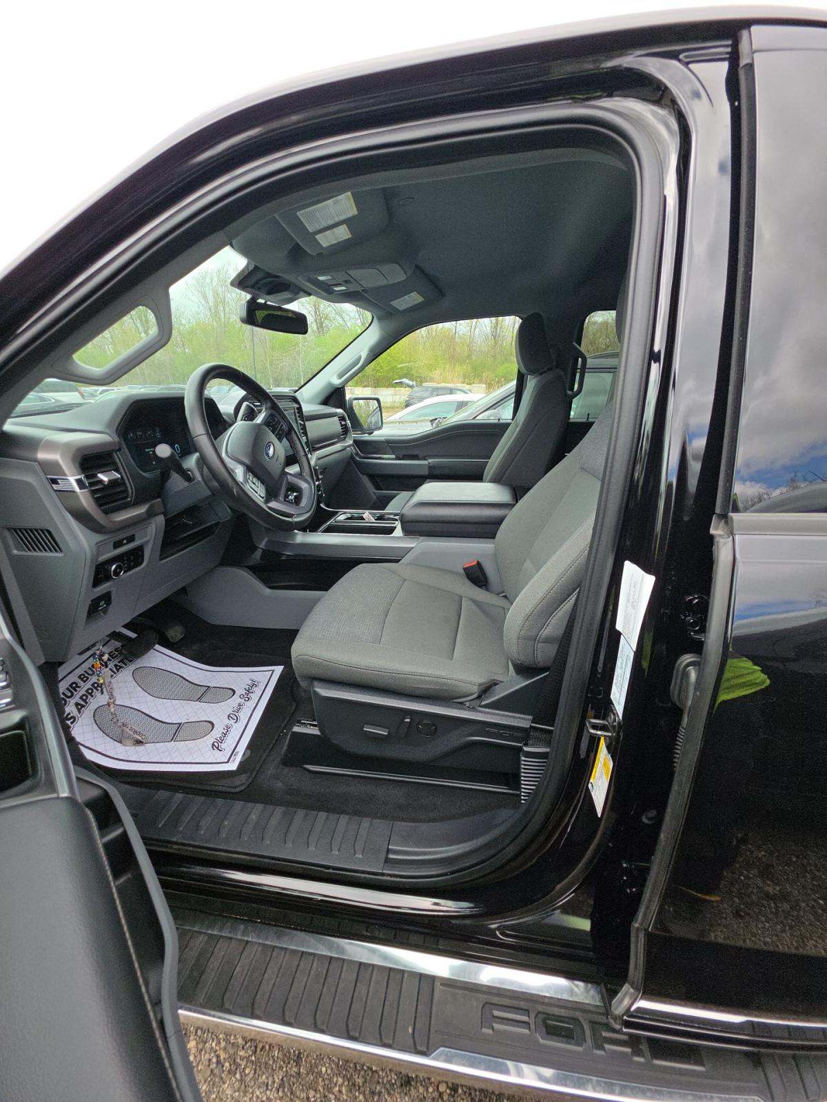 2025 Ford F-150 XLT AWD