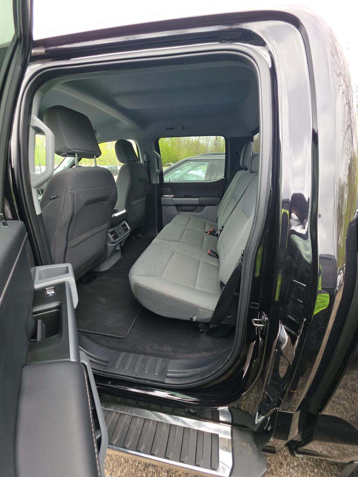 2025 Ford F-150 XLT AWD