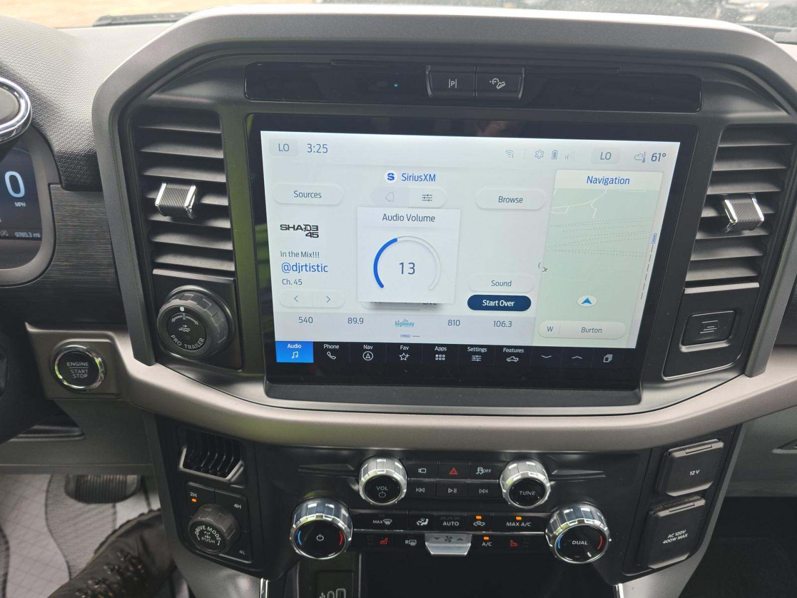 2025 Ford F-150 XLT AWD