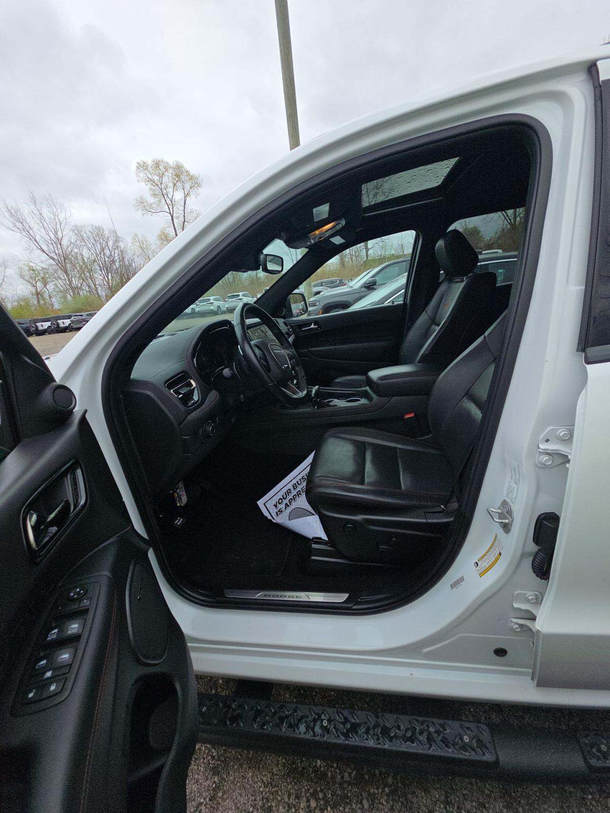 DODGE CHALLENGER - 6