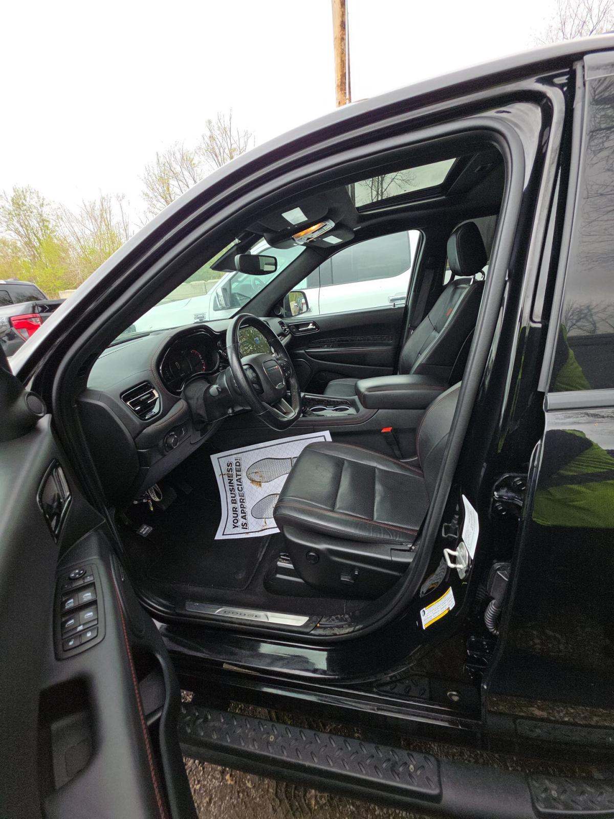 DODGE CHALLENGER - 6