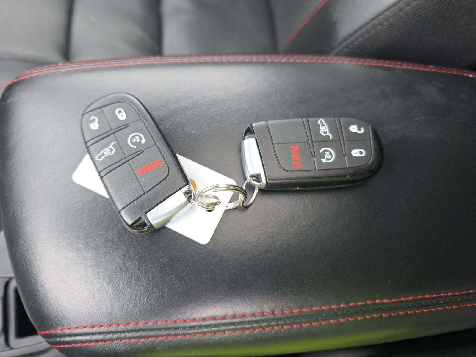 DODGE CHALLENGER - 8