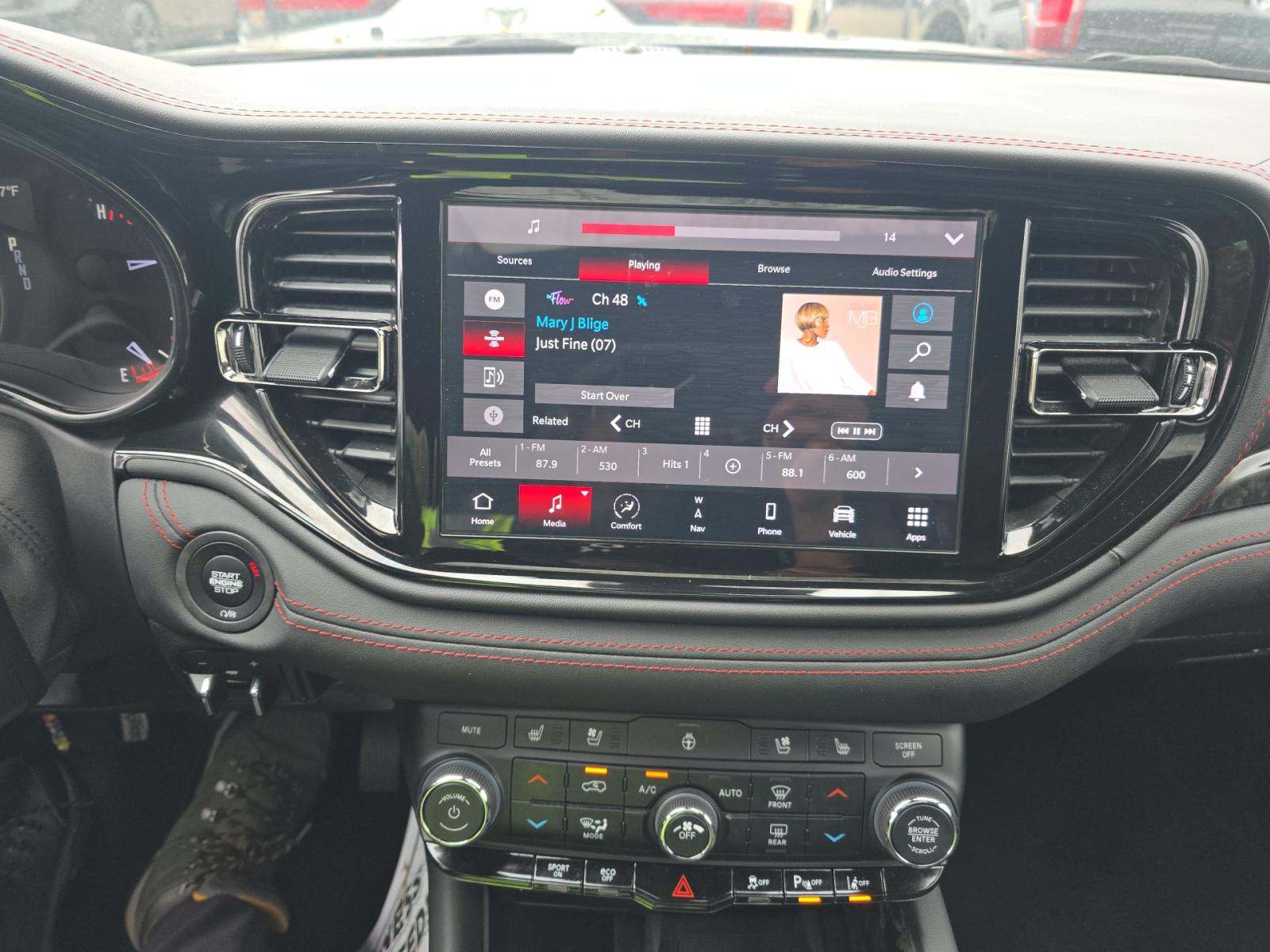 DODGE CHALLENGER - 10