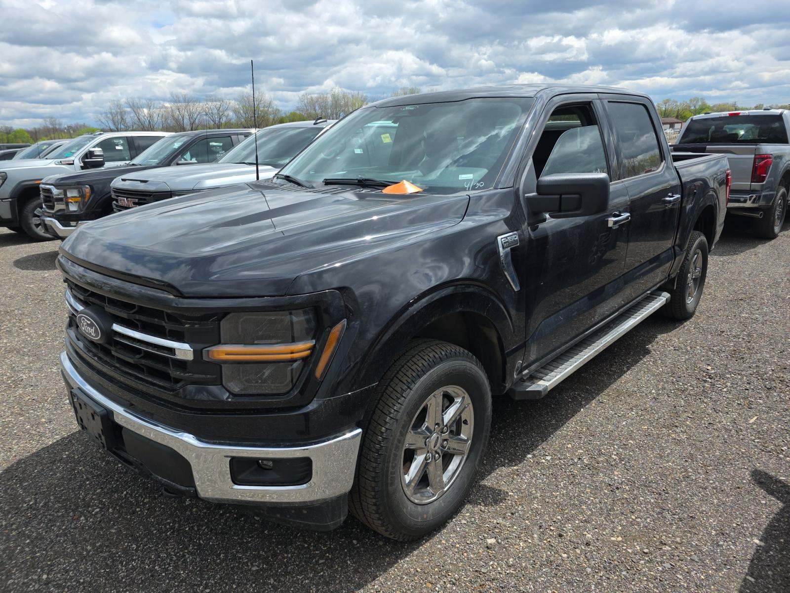2025 Ford F-150 XLT AWD