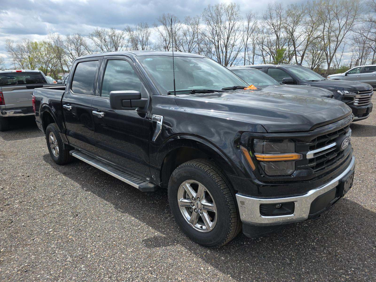 2025 Ford F-150 XLT AWD