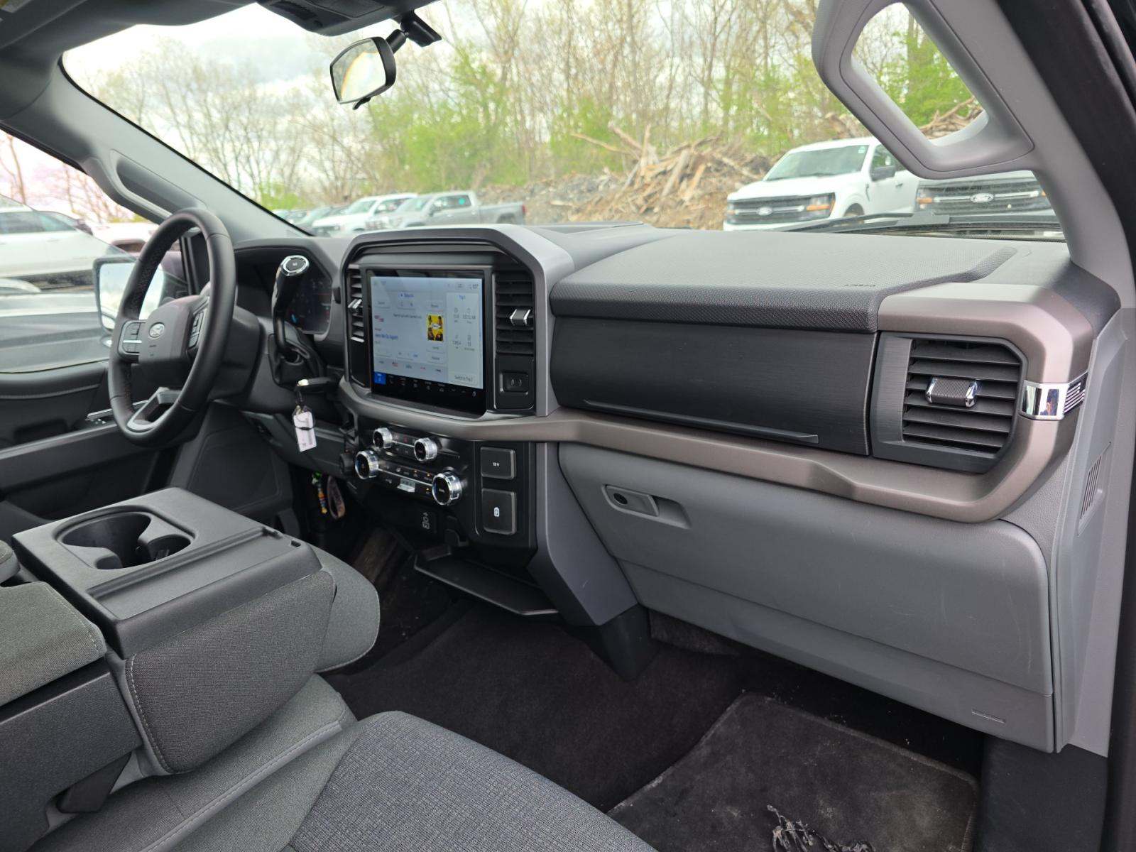 2025 Ford F-150 XLT AWD