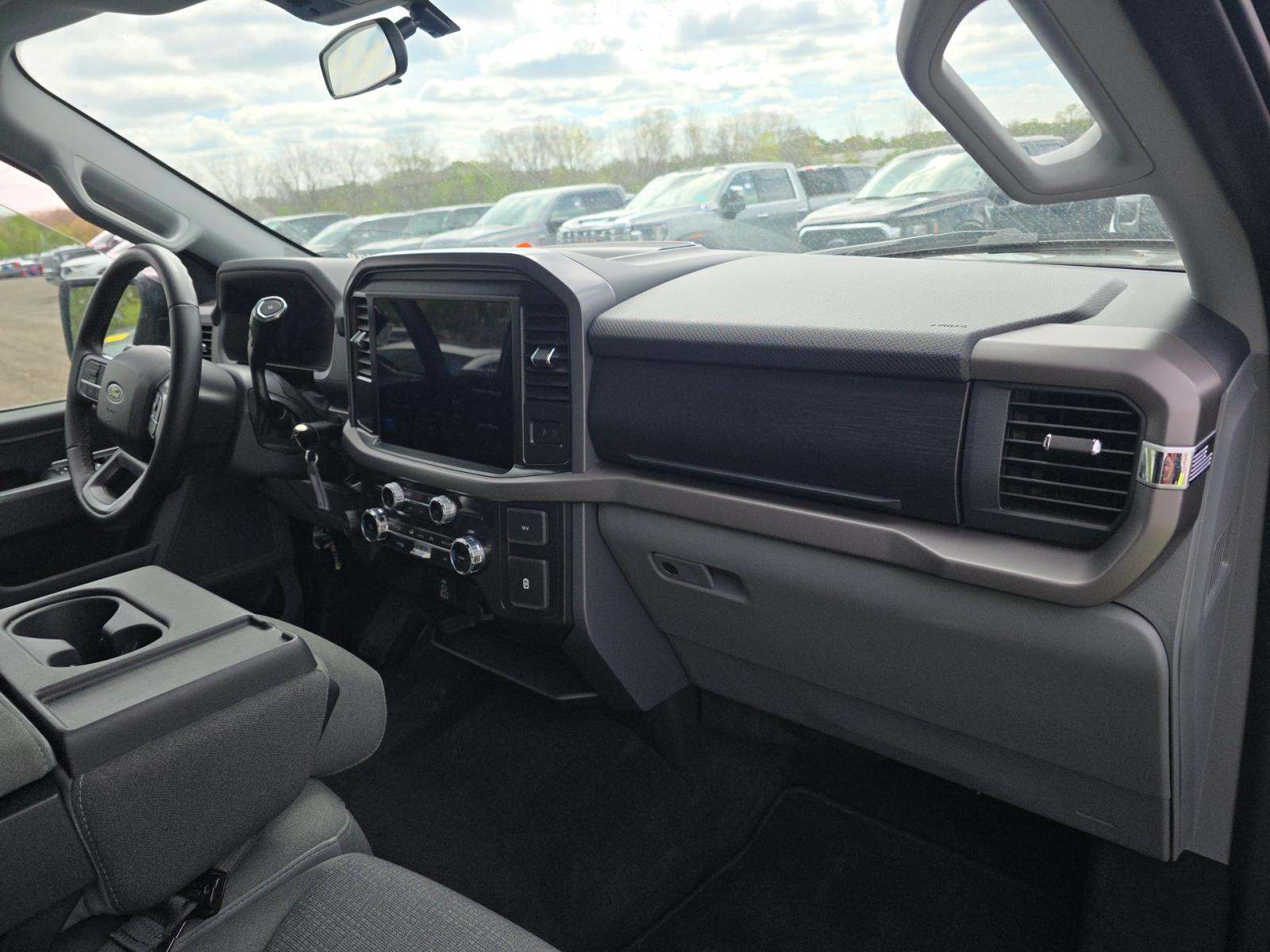 2025 Ford F-150 XLT AWD