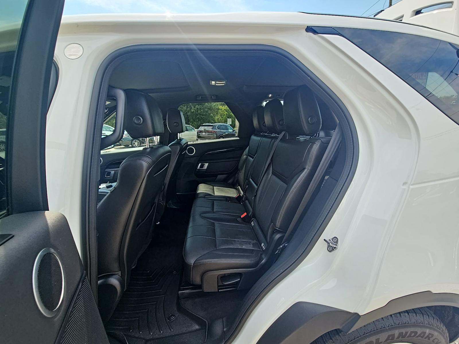 2020 Land Rover Discovery SE AWD