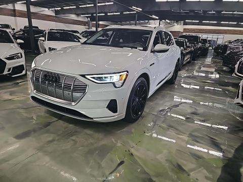 2019 Audi e-tron Prestige AWD