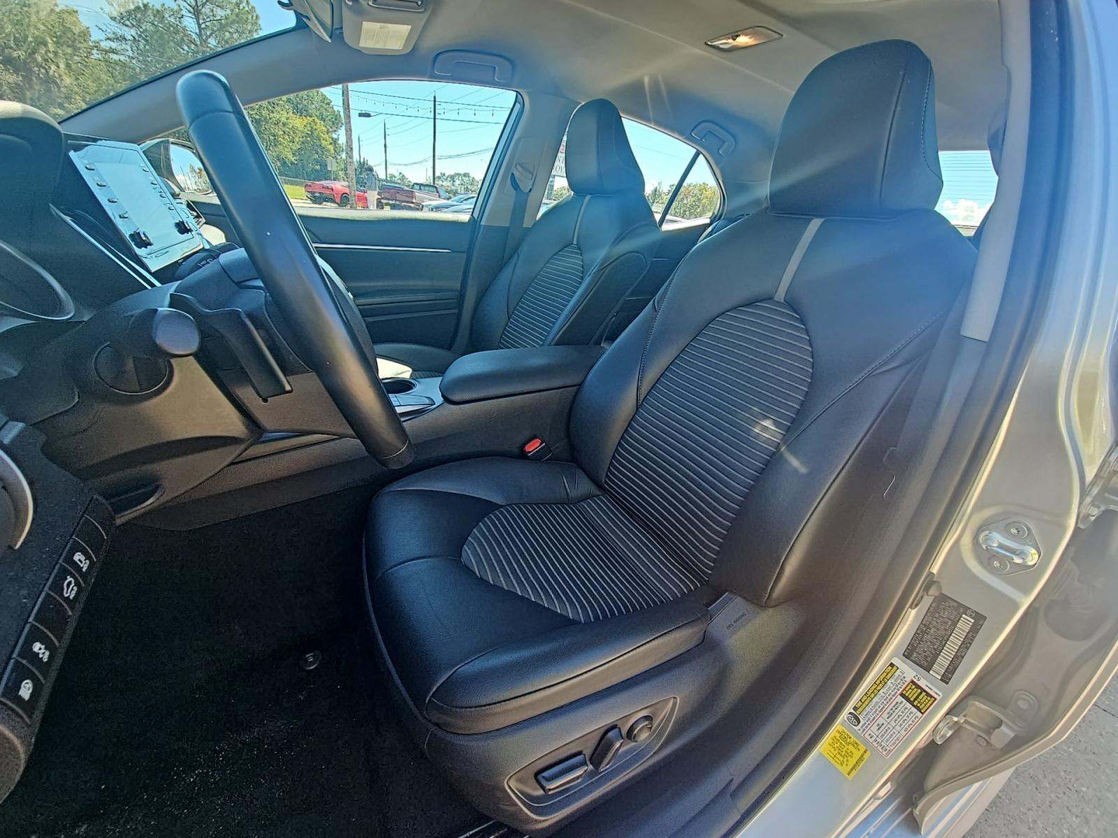 2023 Toyota Camry SE FWD