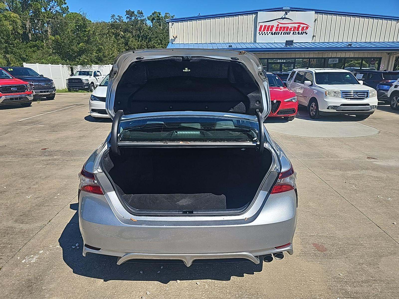 2023 Toyota Camry SE FWD