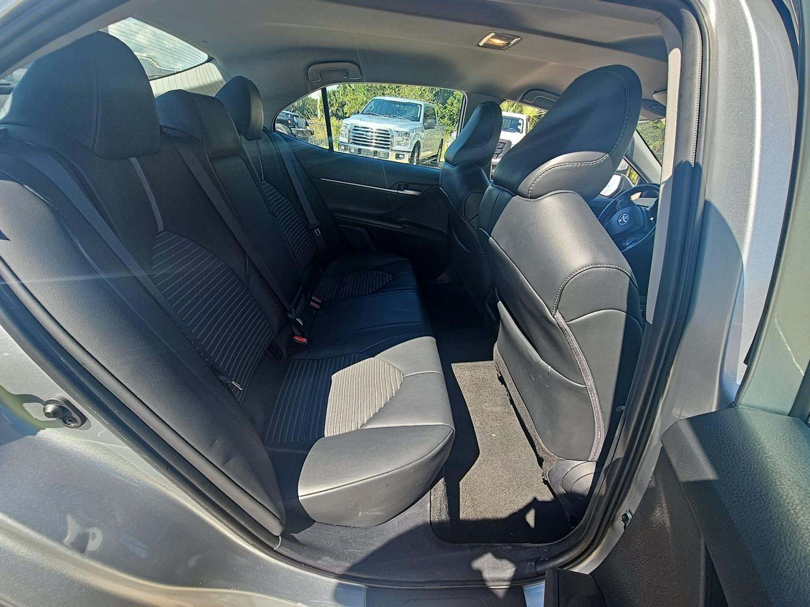 2023 Toyota Camry SE FWD