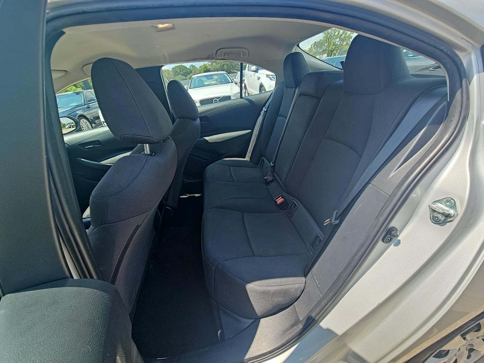 2022 Toyota Corolla LE FWD