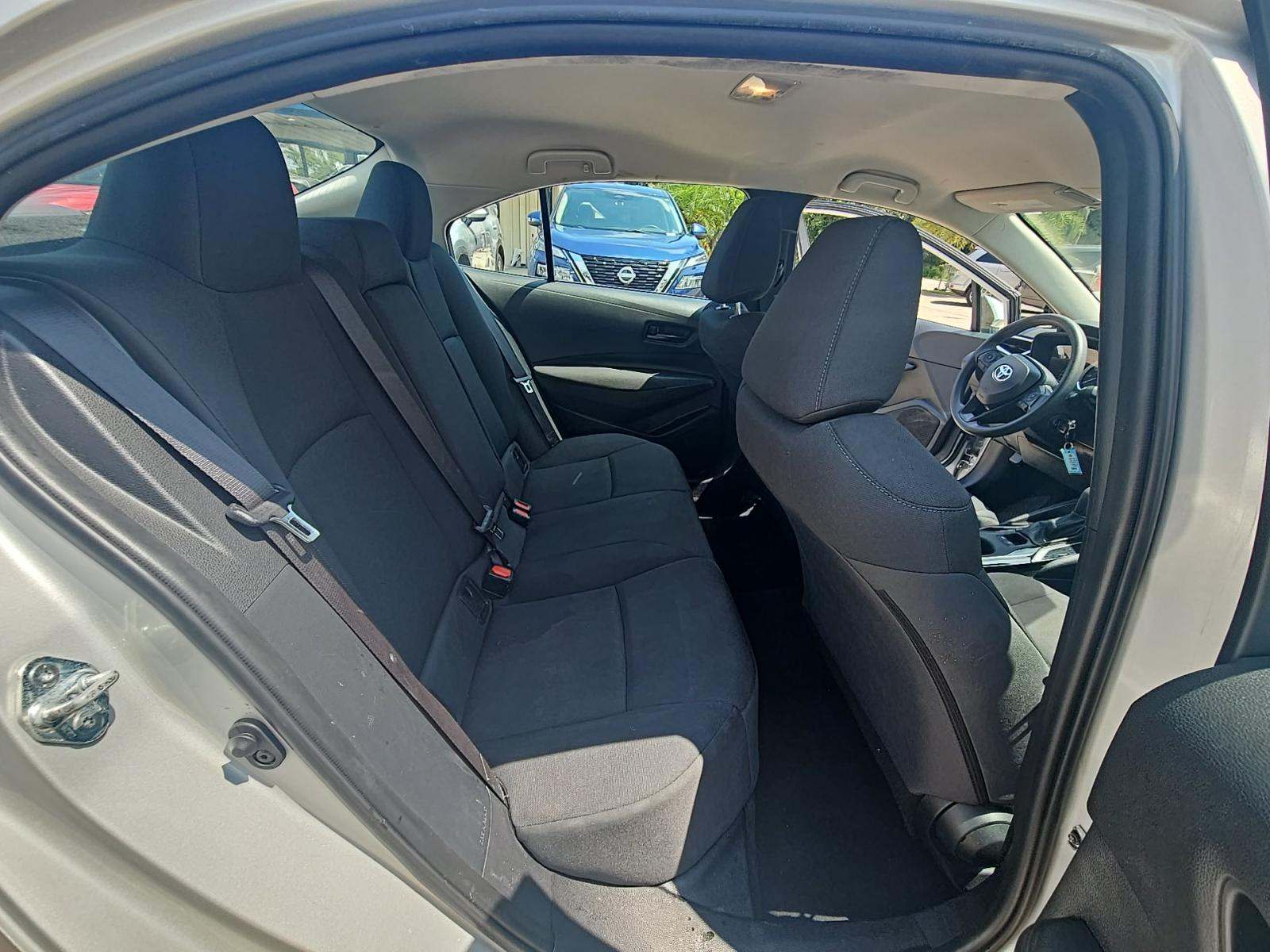 2022 Toyota Corolla LE FWD