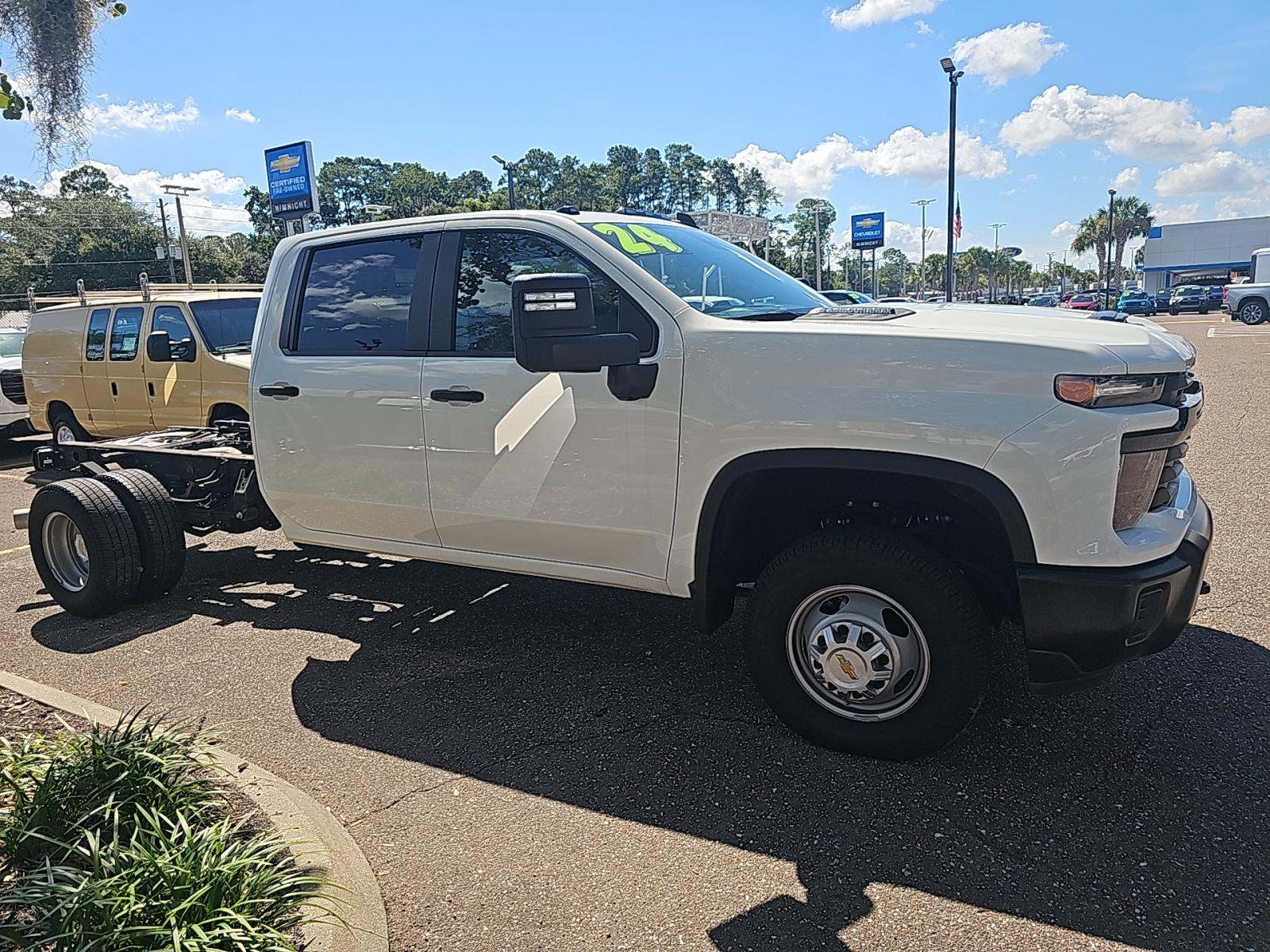 2024 Chevrolet Silverado 3500HD Work Truck AWD
