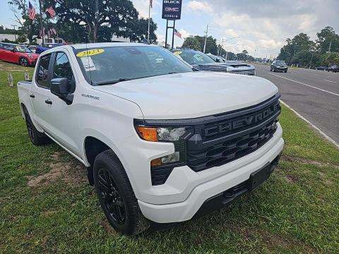 2023 Chevrolet Silverado 1500 Custom AWD