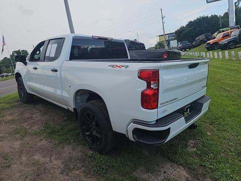 2023 Chevrolet Silverado 1500 Custom AWD