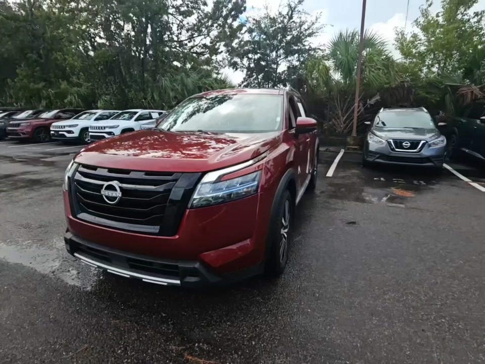 2023 Nissan Pathfinder Platinum AWD