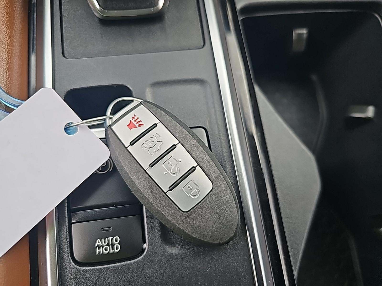 2023 Nissan Pathfinder Platinum AWD