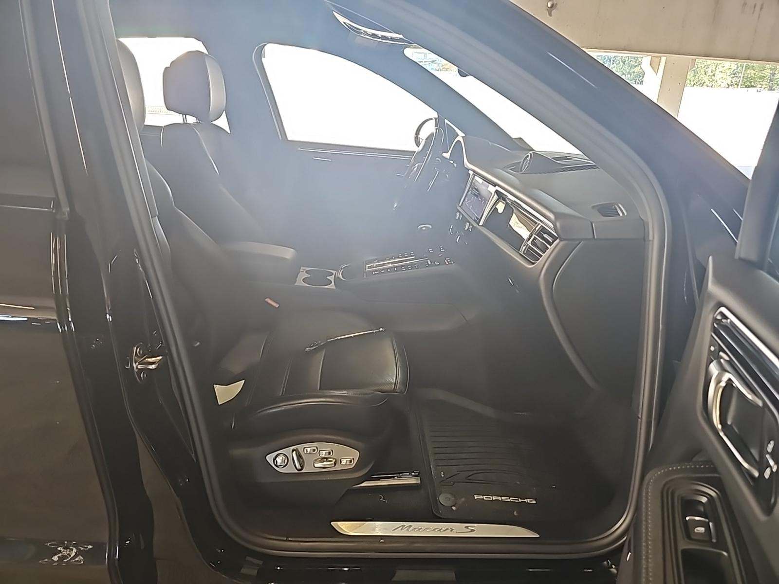 2024 Porsche Macan S AWD