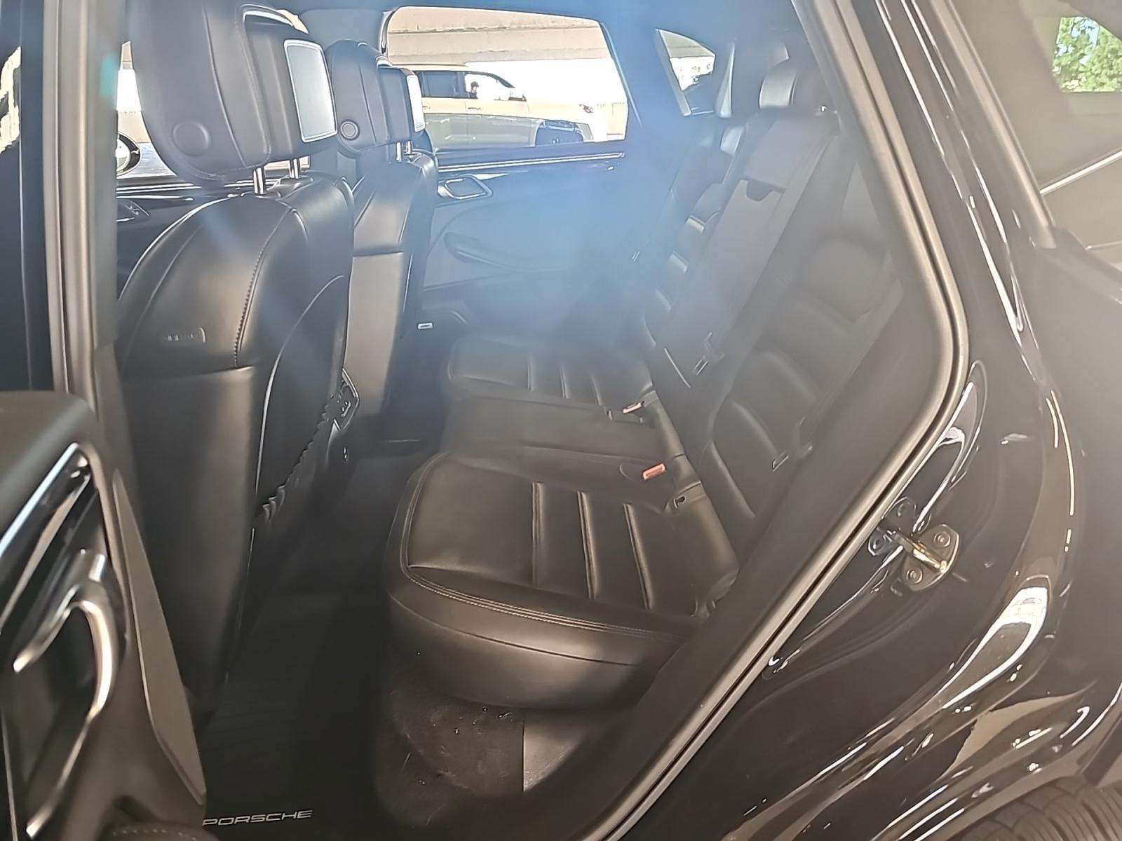 2024 Porsche Macan S AWD