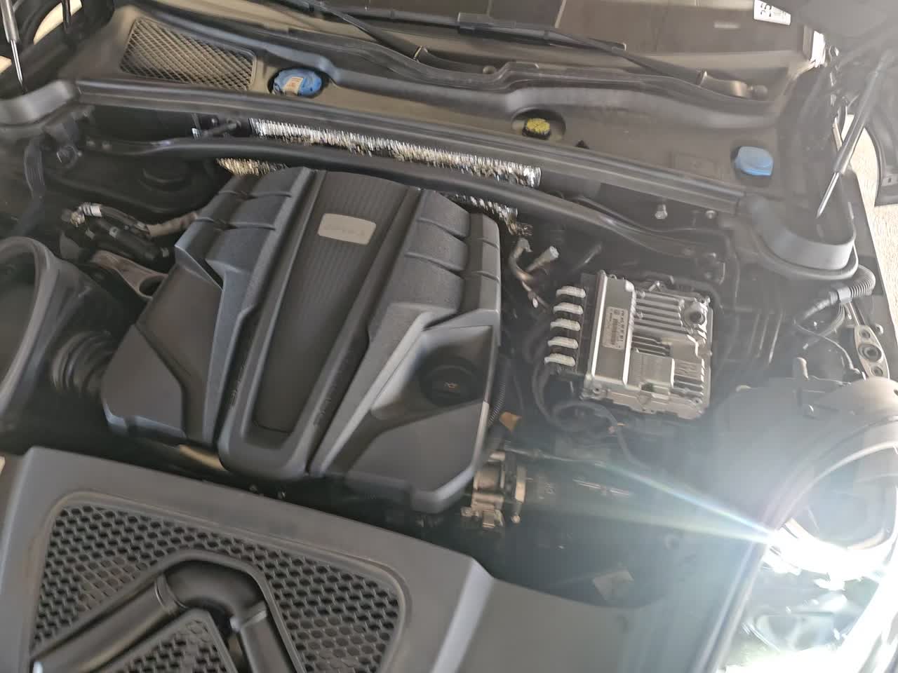 2024 Porsche Macan S AWD