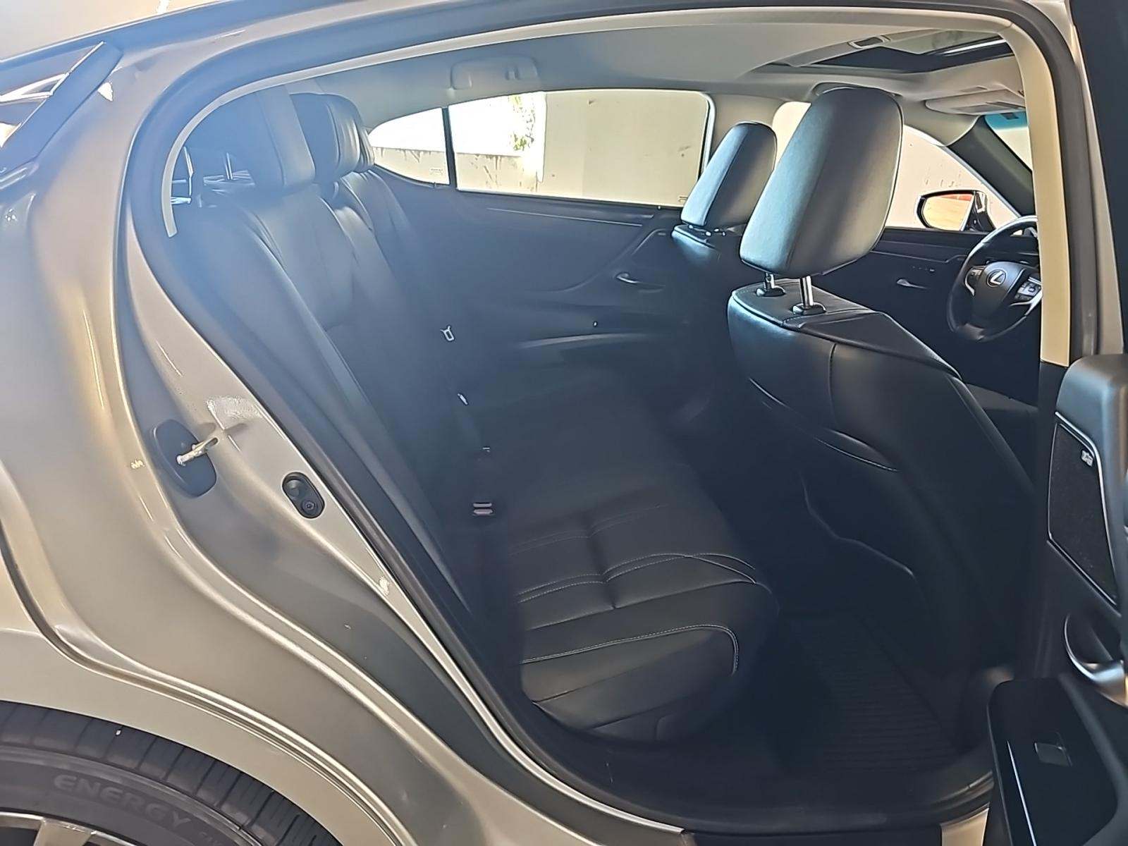 2025 Lexus ES ES 300h Luxury FWD