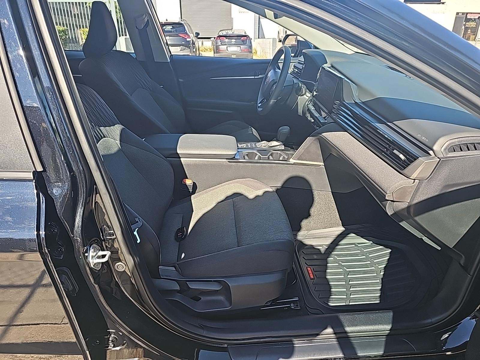 2025 Toyota Camry LE FWD