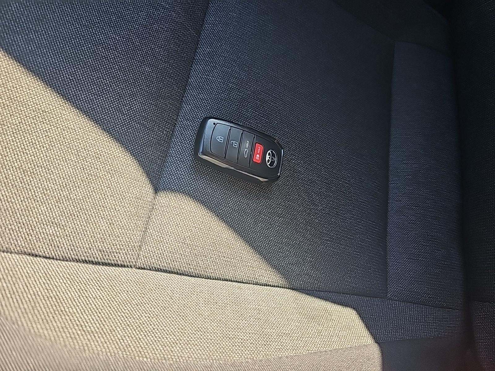 2025 Toyota Camry LE FWD