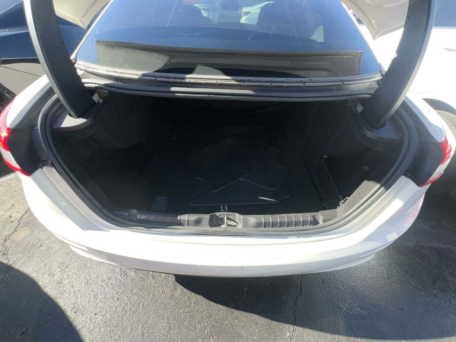 2017 Maserati Ghibli 4D SEDAN RWD