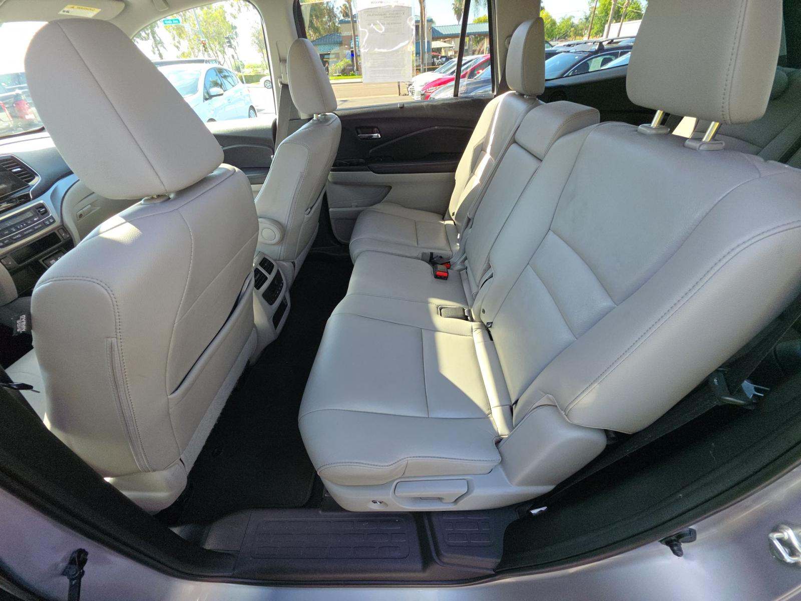 2021 Honda Pilot Special Edition FWD