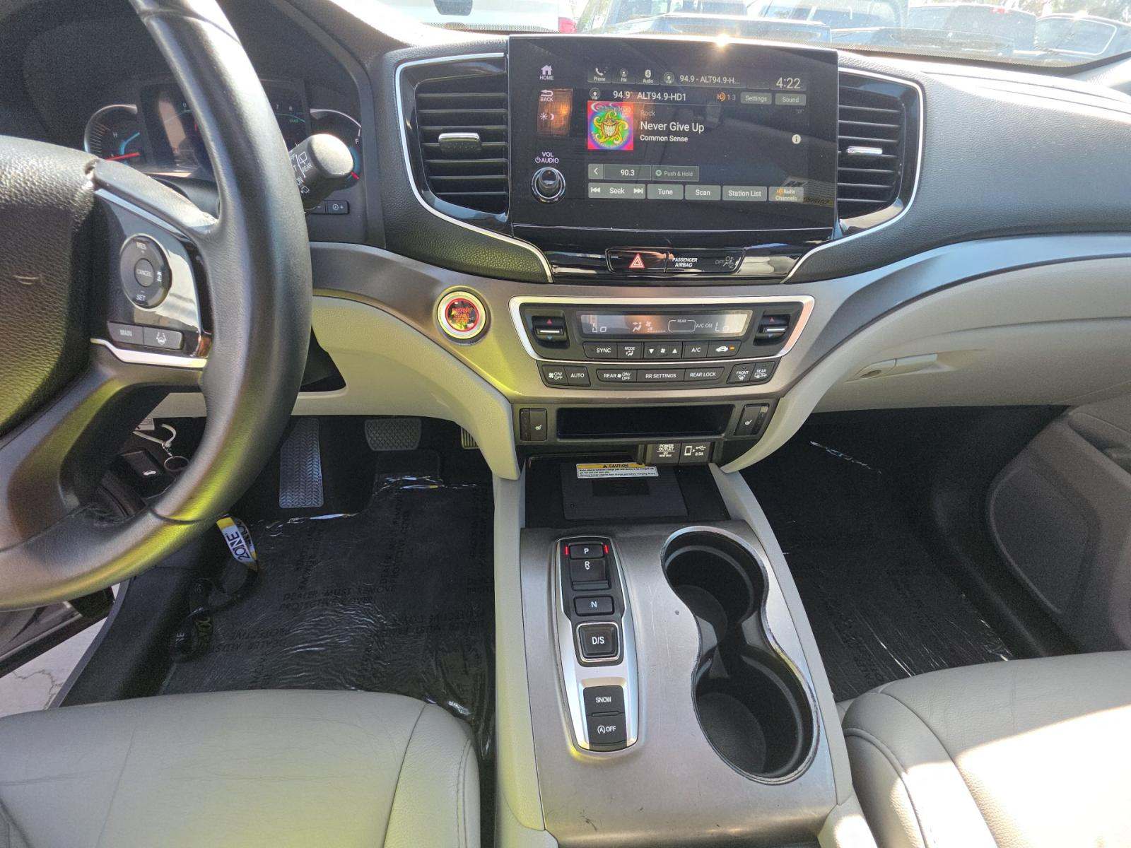 2021 Honda Pilot Special Edition FWD