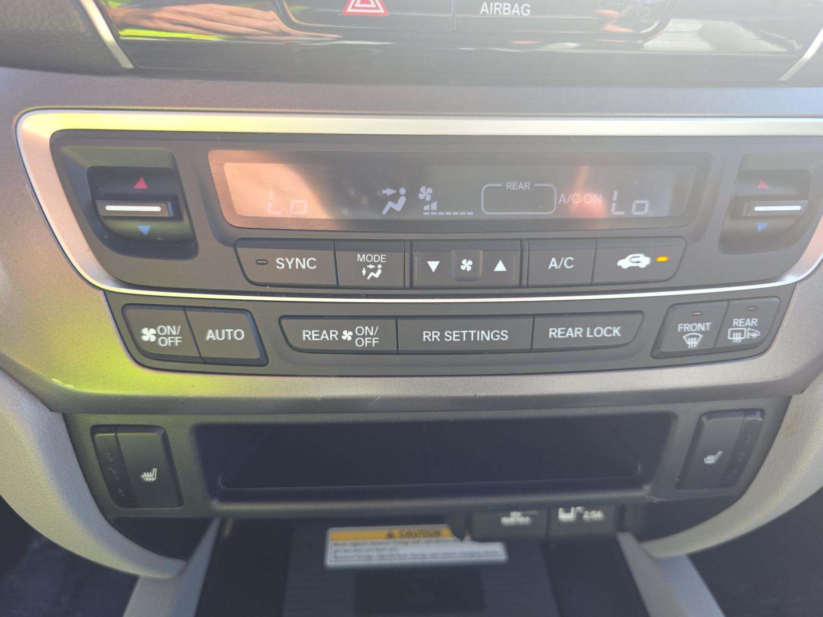 2021 Honda Pilot Special Edition FWD