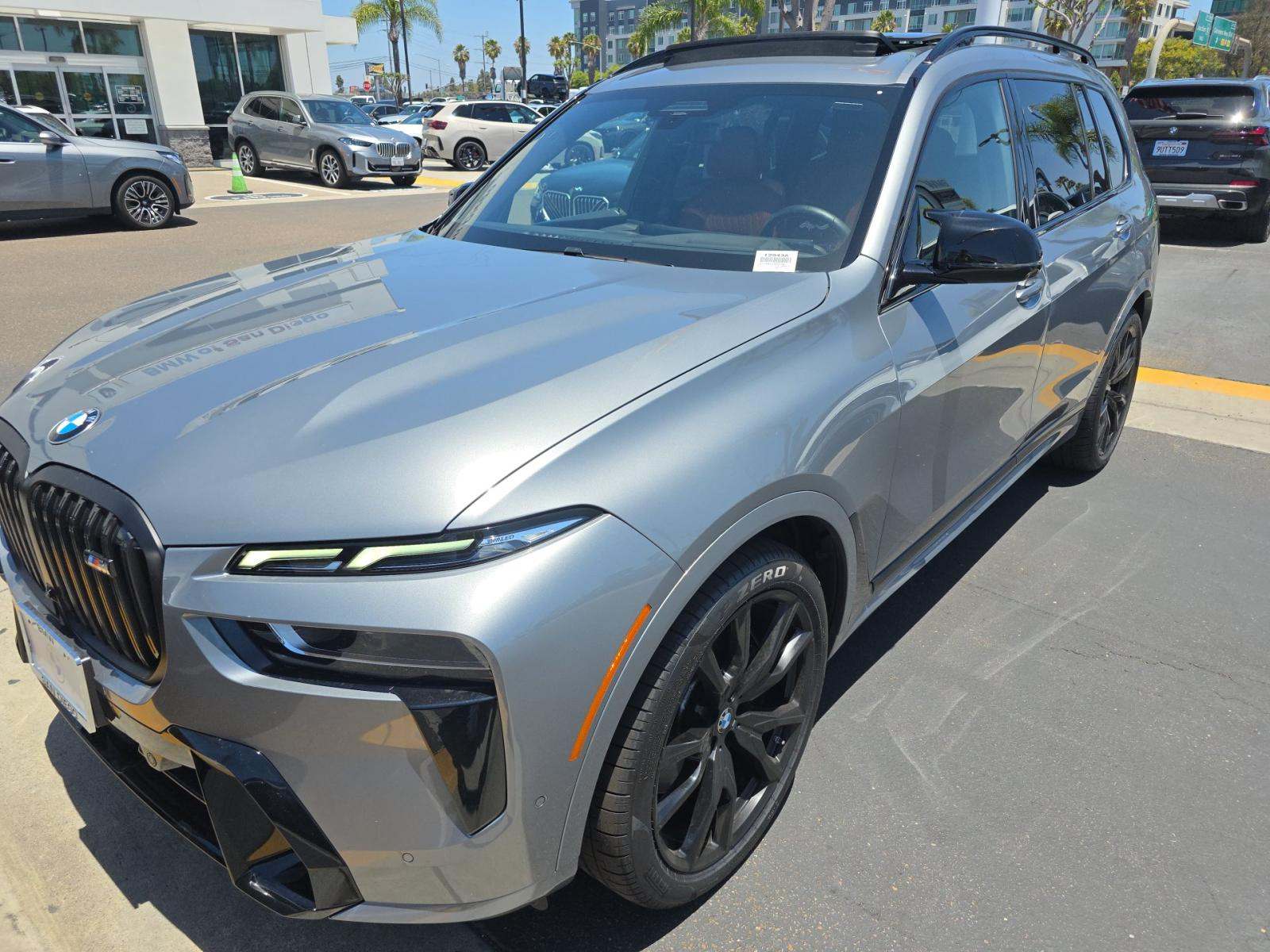 2024 BMW X7 M60i AWD