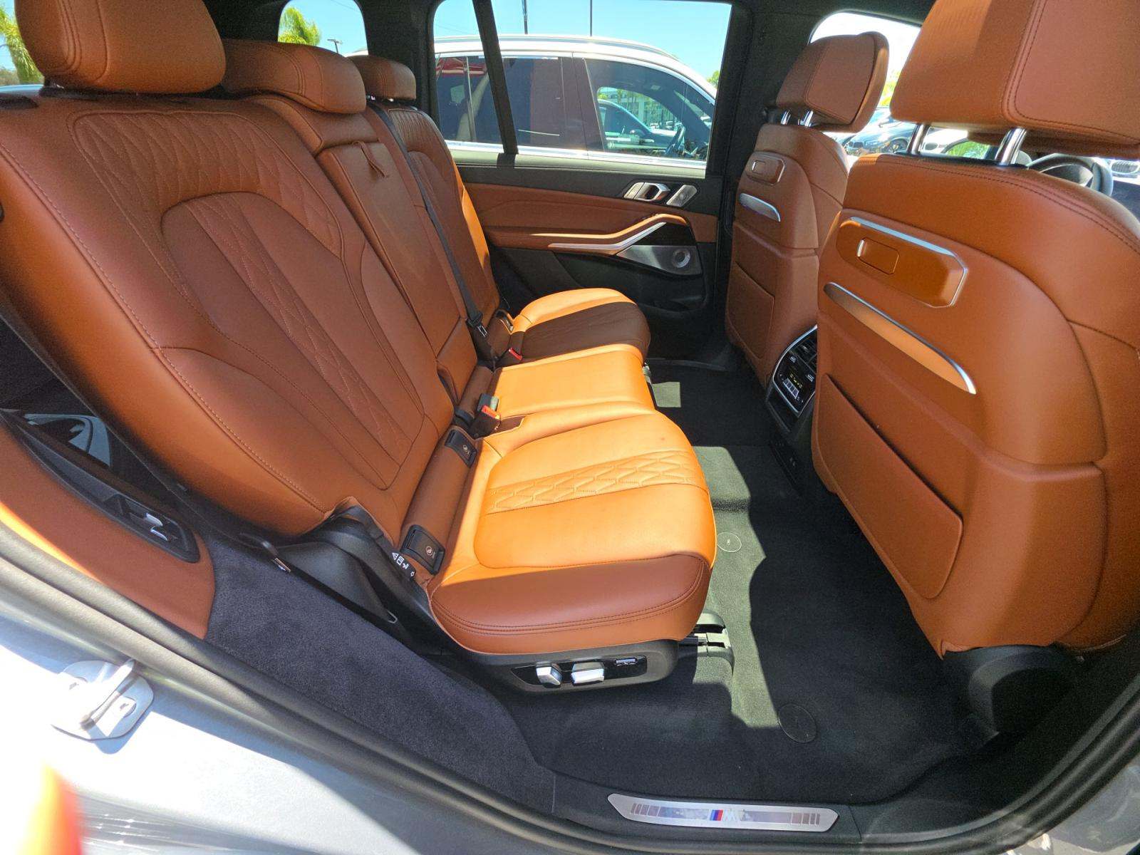 2024 BMW X7 M60i AWD