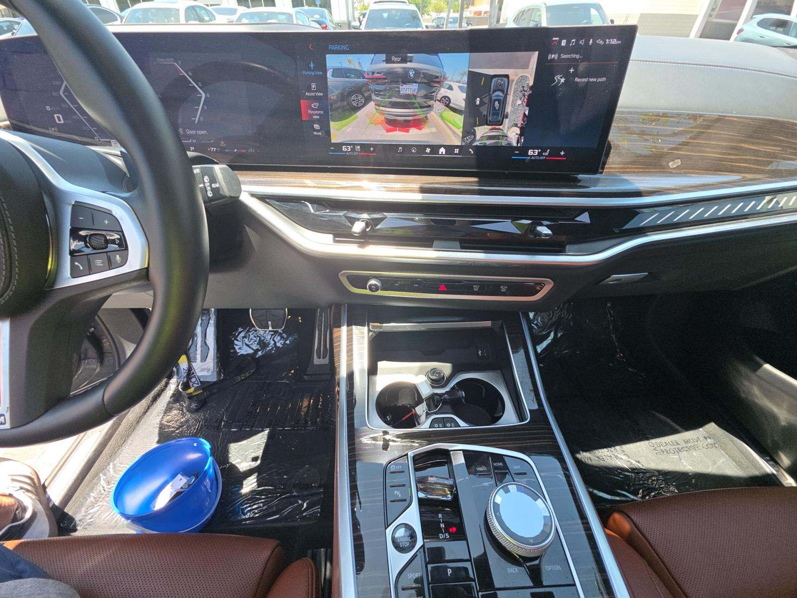 2024 BMW X7 M60i AWD