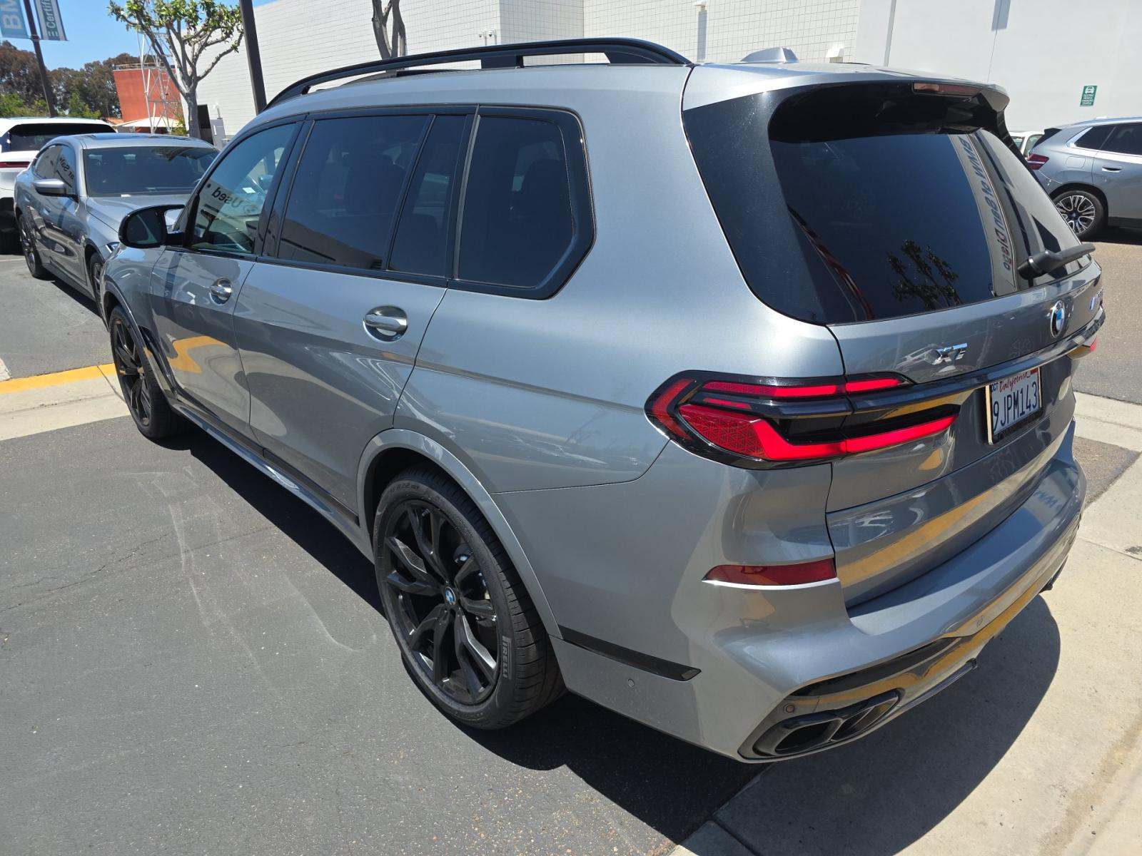 2024 BMW X7 M60i AWD
