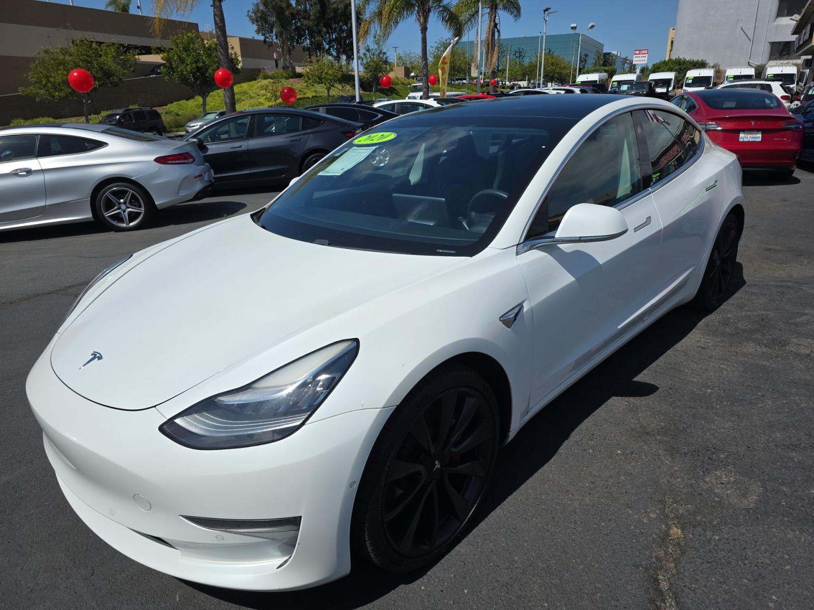 TESLA MODEL 3 - 1
