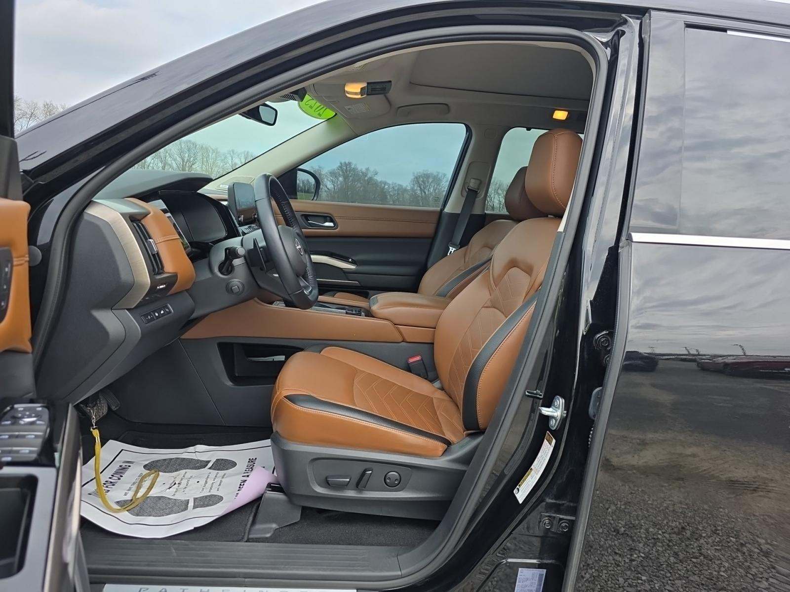 NISSAN PATHFINDER - 2