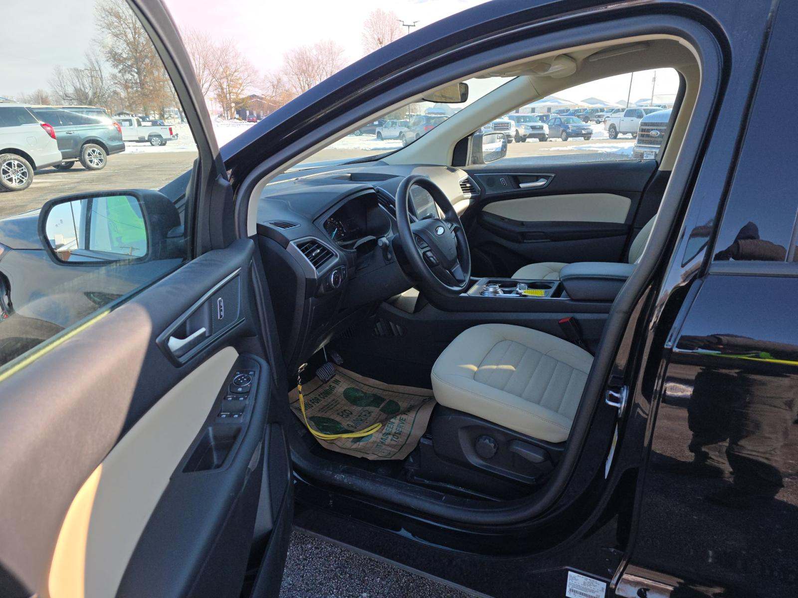 2024 Ford Edge SE AWD