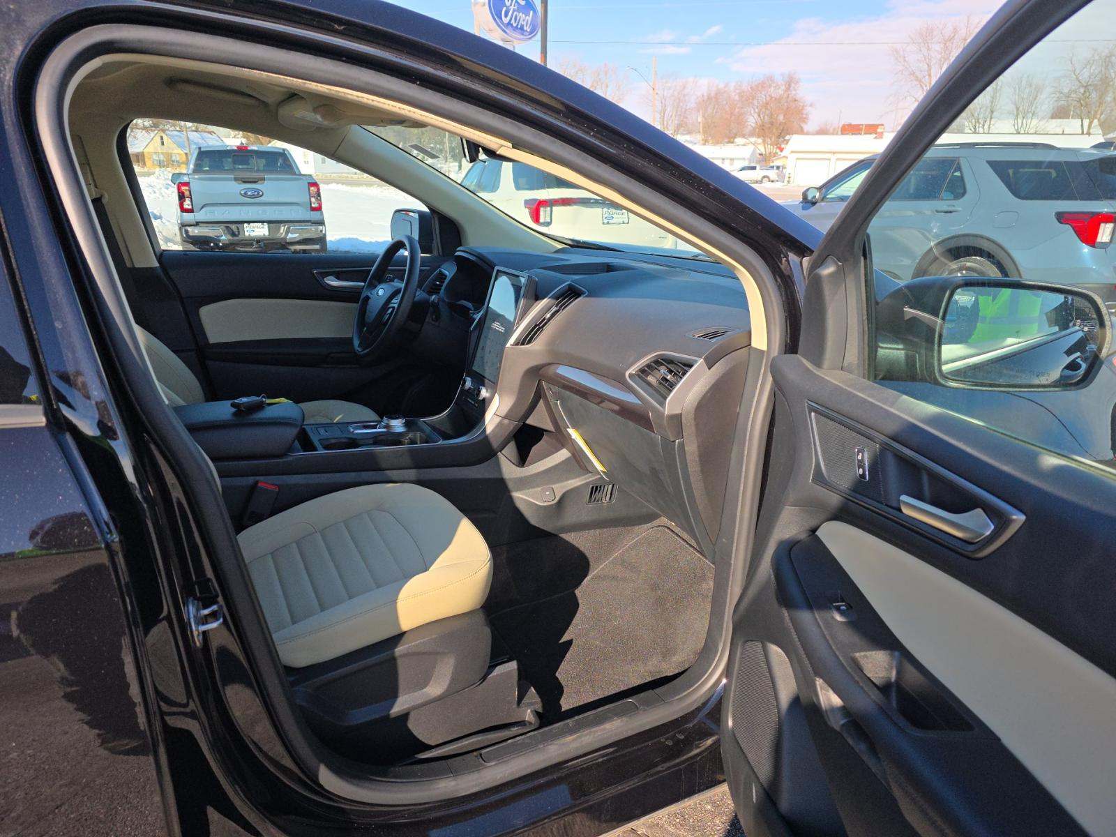 2024 Ford Edge SE AWD