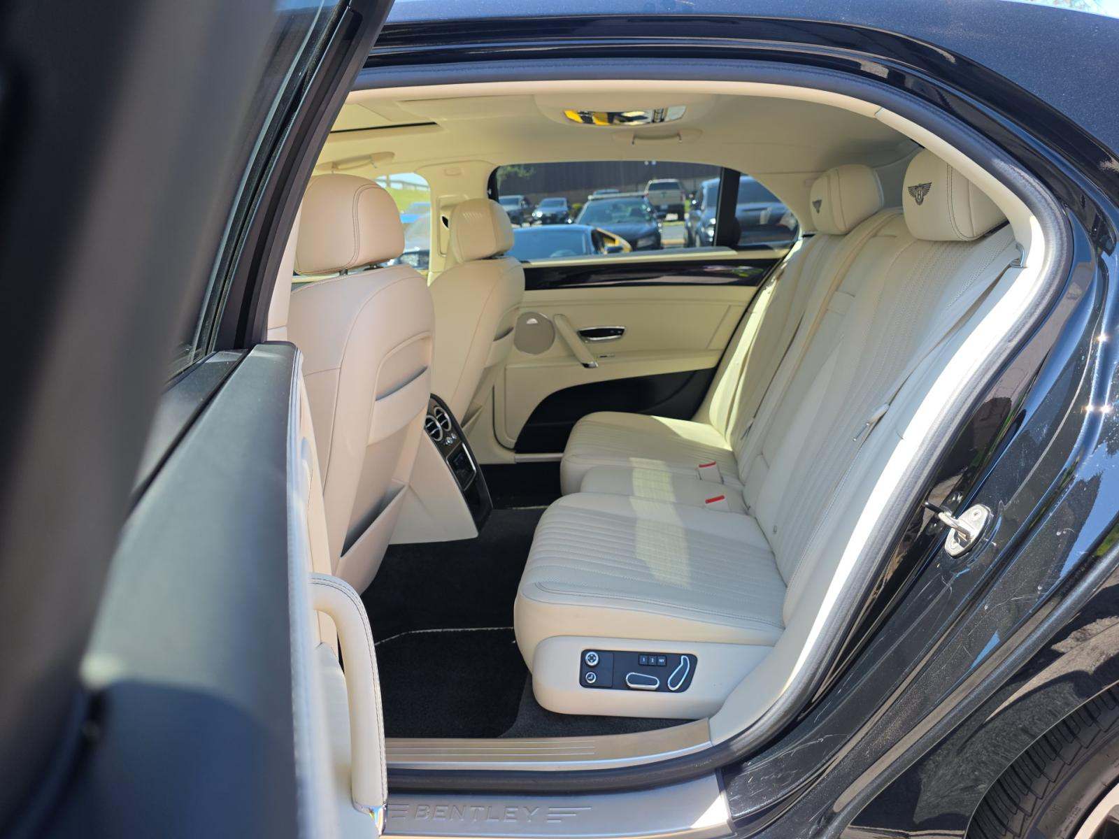 2018 Bentley Flying Spur V8 AWD