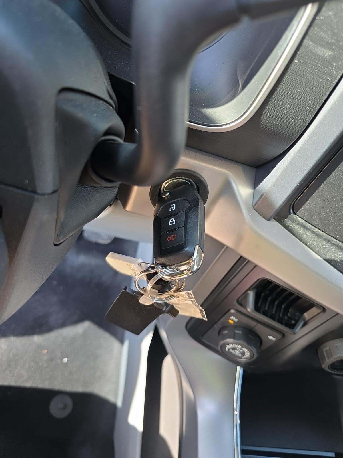 2023 Ford F-150 XLT AWD