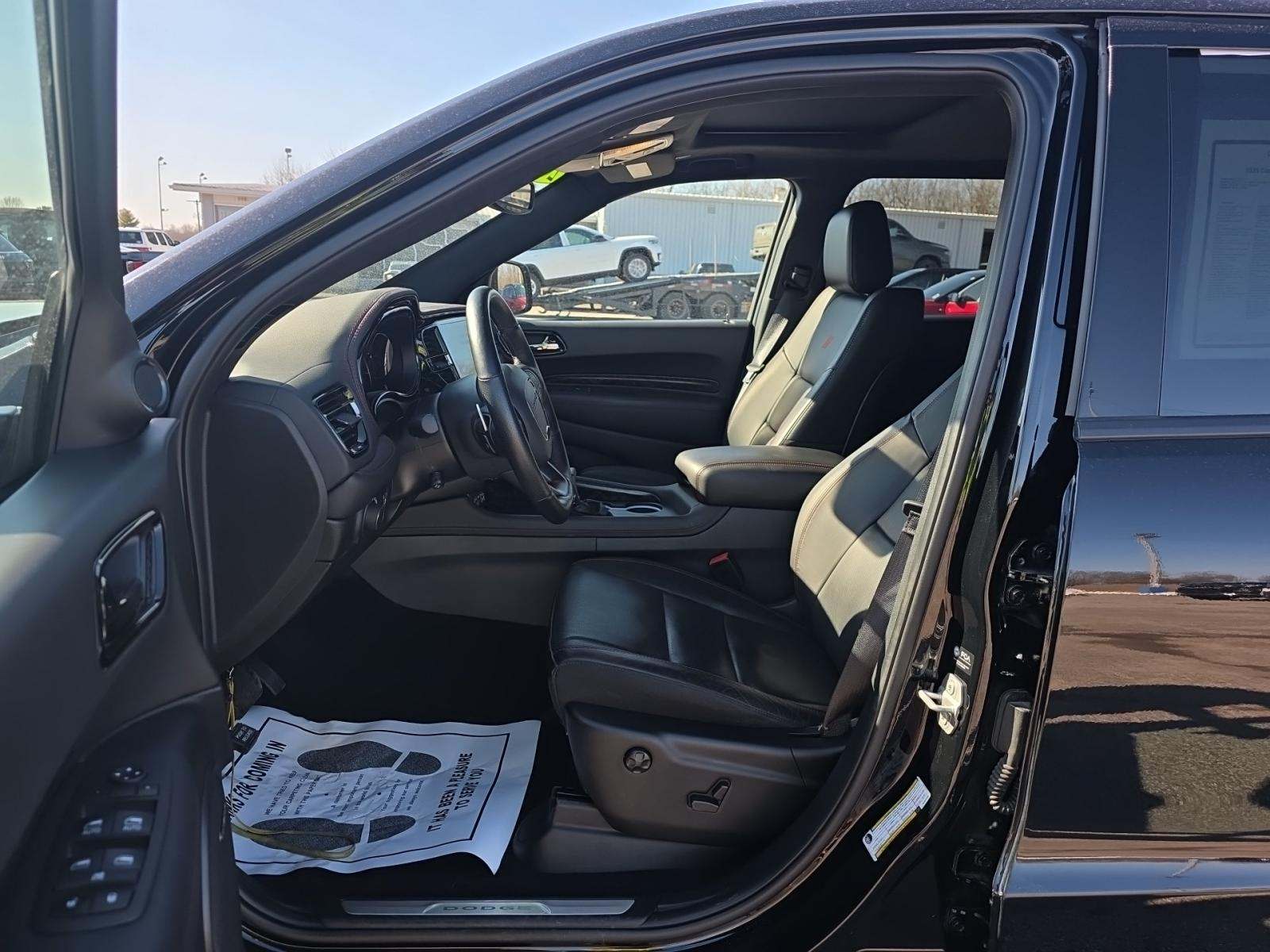 DODGE CHALLENGER - 2