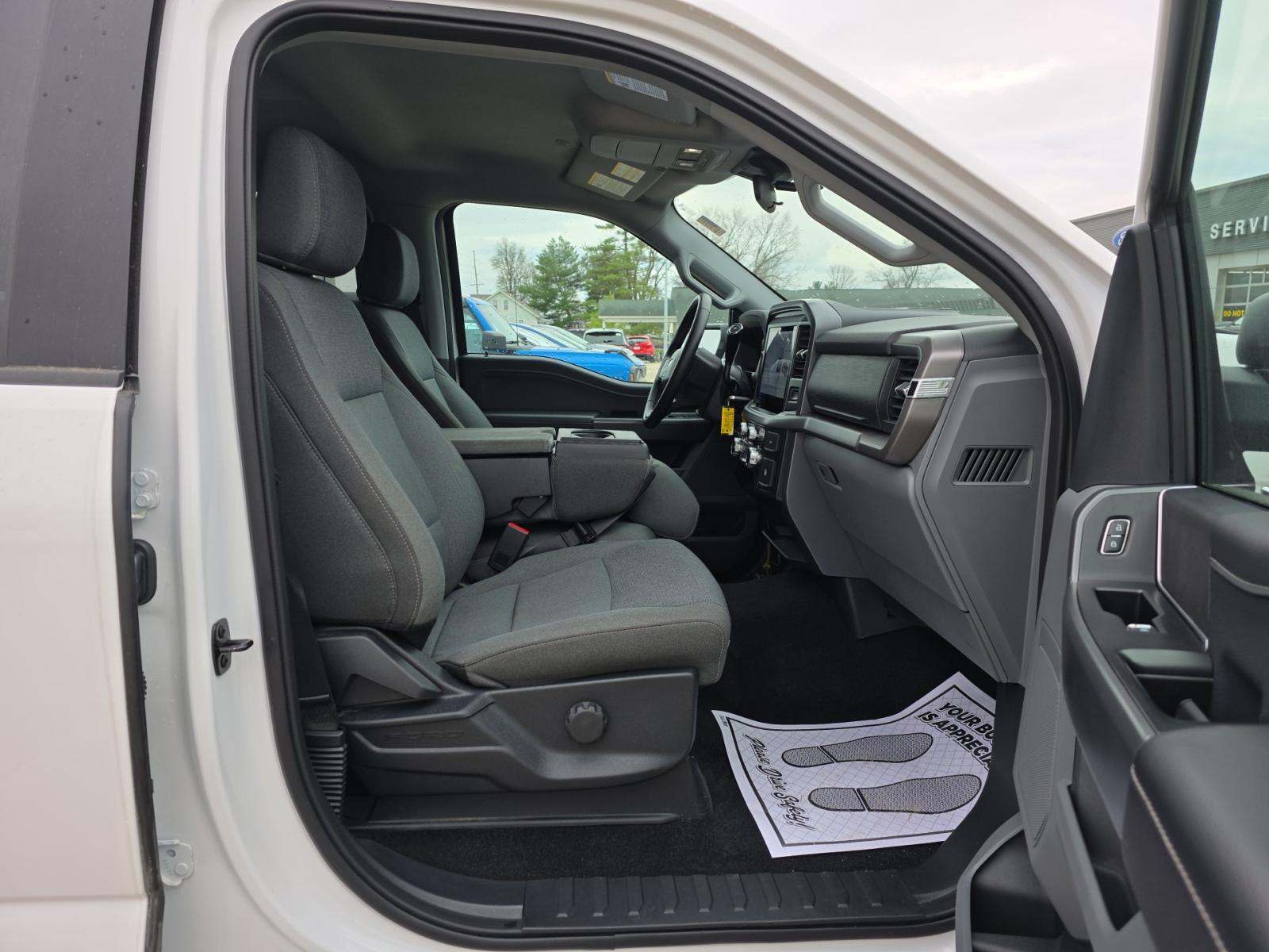 2025 Ford F-150 XLT AWD