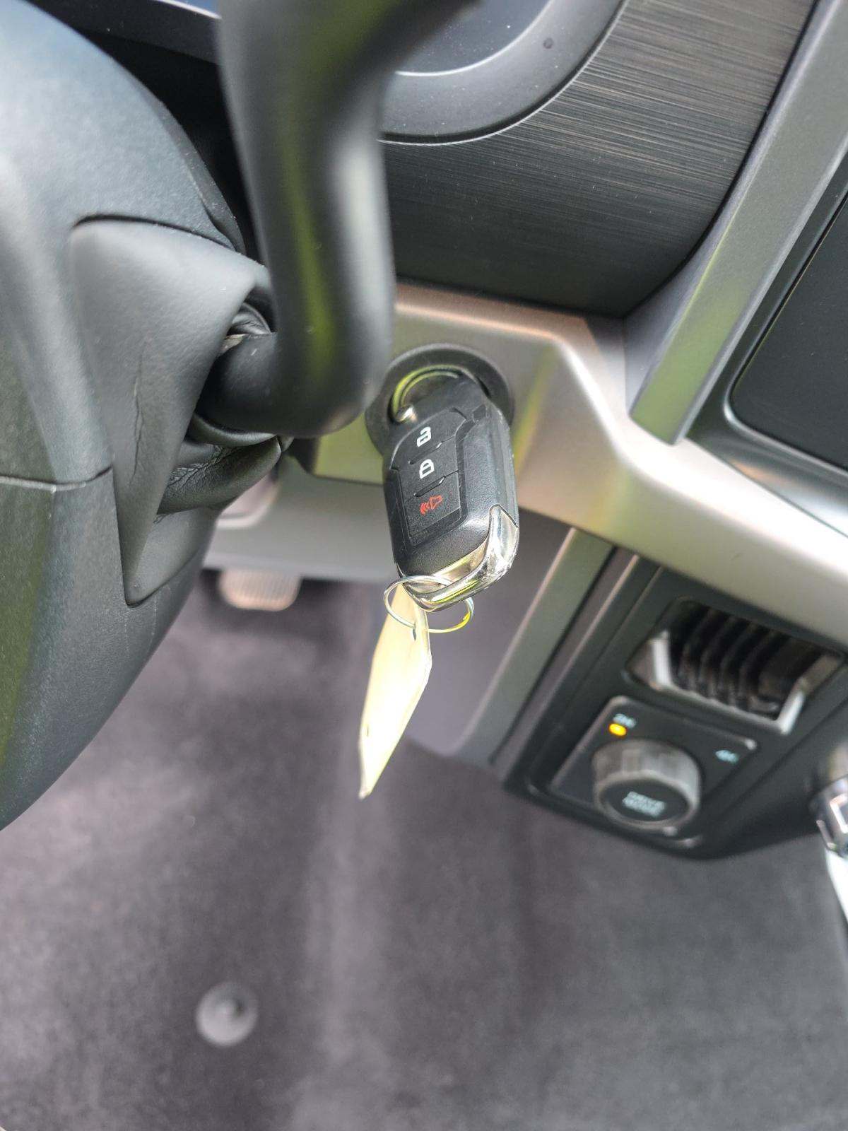 2025 Ford F-150 XLT AWD